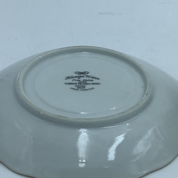 Kasuga Ware Japan Hand Painted Fine China Holly Teacup and Saucer - Picture 6 of 8